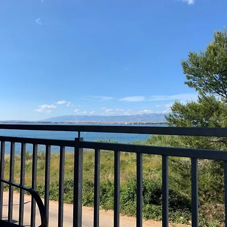 Lueva Apartman