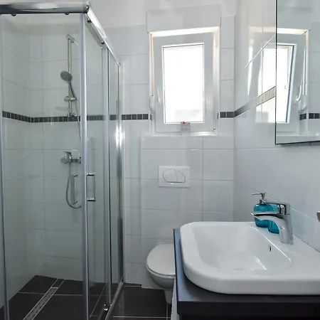 Apartman Lueva *